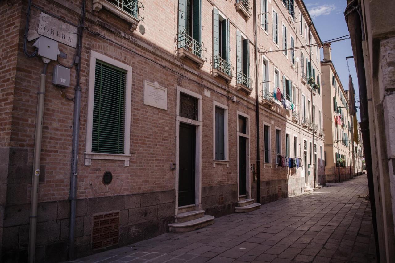 Venezia Biennale Bianco & Rosso Apartment Exterior foto