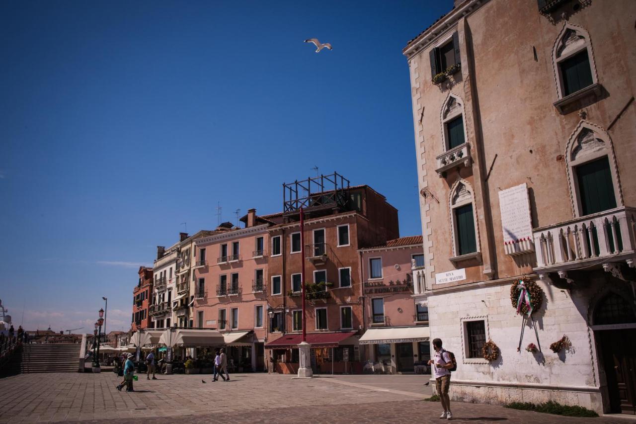 Venezia Biennale Bianco & Rosso Apartment Exterior foto